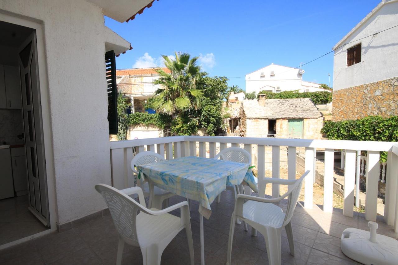 Apartments By The Sea Rukavac, Vis - 2478 Rukavac  Zewnętrze zdjęcie